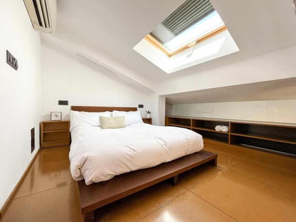Loft Cort Reial Atico In The Heart Of The Old Town Apartment Girona Exterior photo